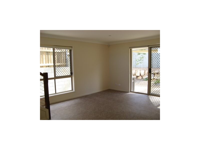 582 Manly Road, Wakerley QLD 4154