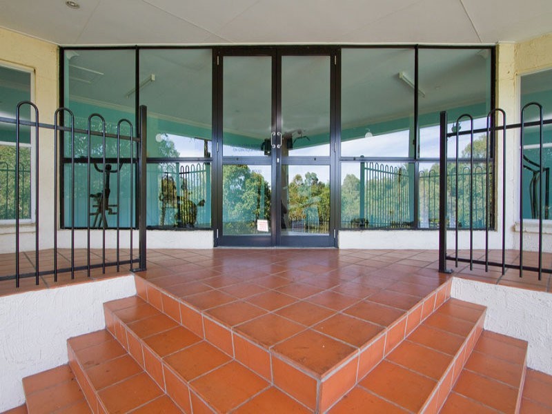 580 Seventeen Mile Rocks Road, Sinnamon Park QLD 4073