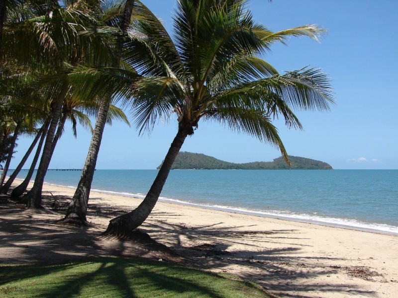 6 Triton, Palm Cove QLD 4879