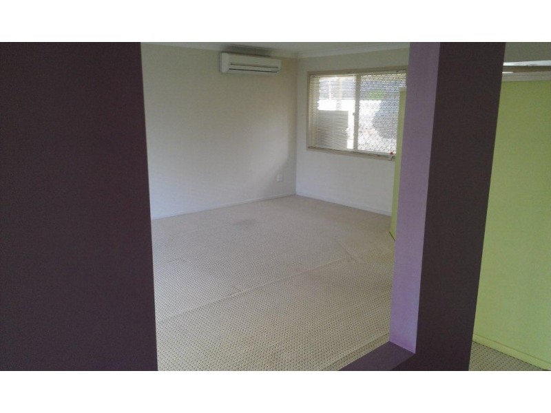 5 Glenalwyn, Holland Park QLD 4121