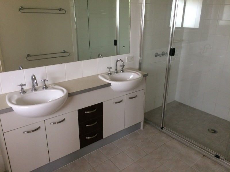 Mount Ommaney QLD 4074