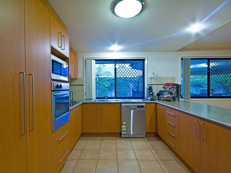 21 Talisker Place, Parkinson QLD 4115