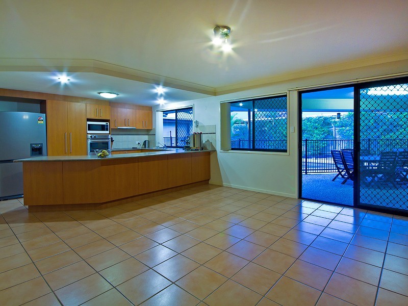 21 Talisker Place, Parkinson QLD 4115