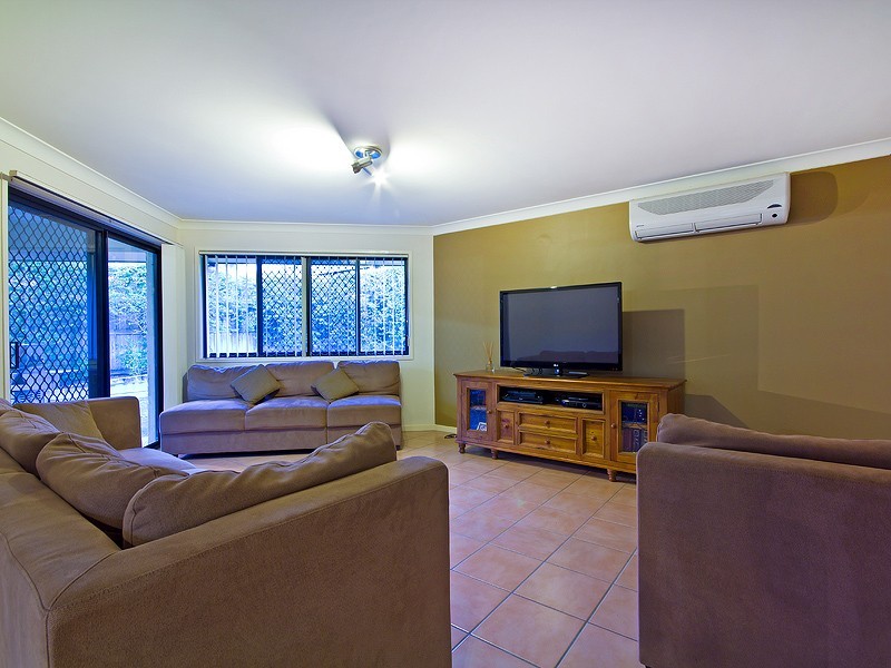 21 Talisker Place, Parkinson QLD 4115