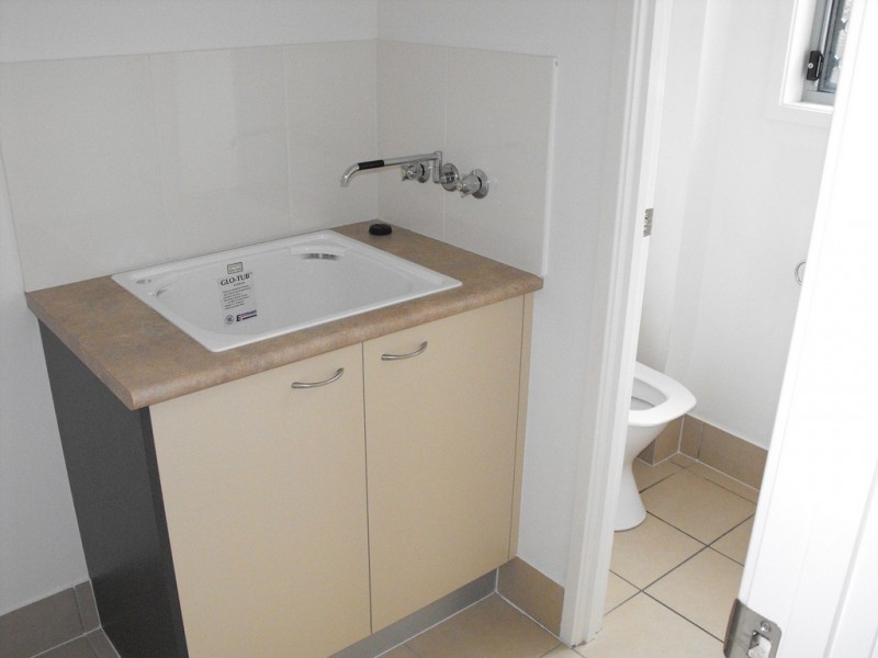 23 / 6 University Drive, Meadowbrook QLD 4131