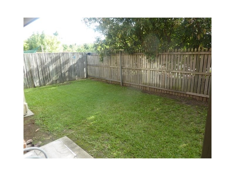 u34-75 Brown, Labrador QLD 4215