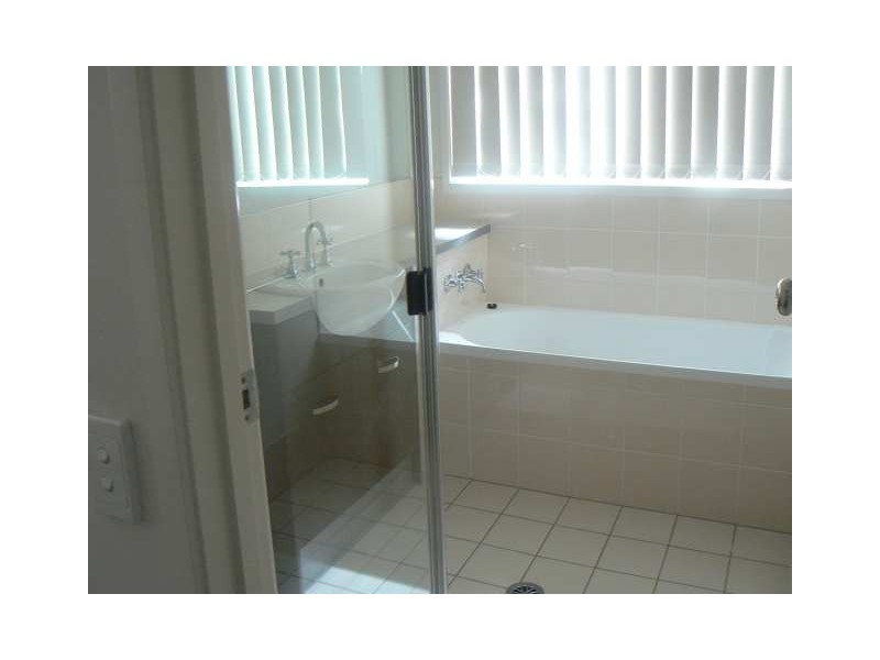 Mount Ommaney QLD 4074