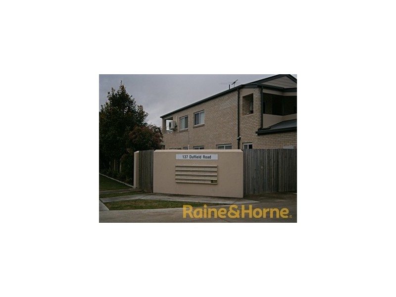 137 Duffield Rd, Kallangur QLD 4503