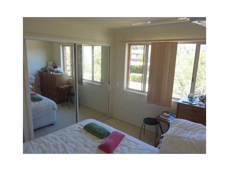 75 Brown, Labrador QLD 4215