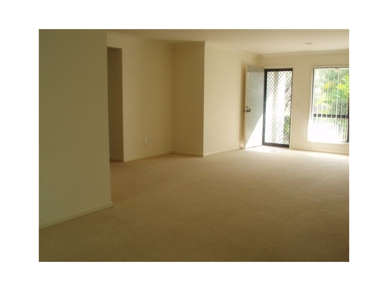 2 Ghilgai road, Merrimac QLD 4226