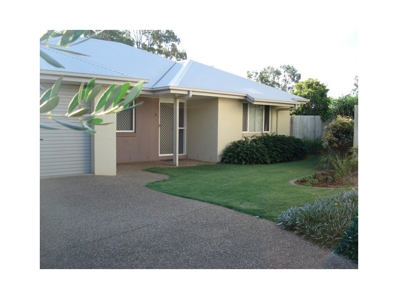 8 Zahner Place, Manly West QLD 4179