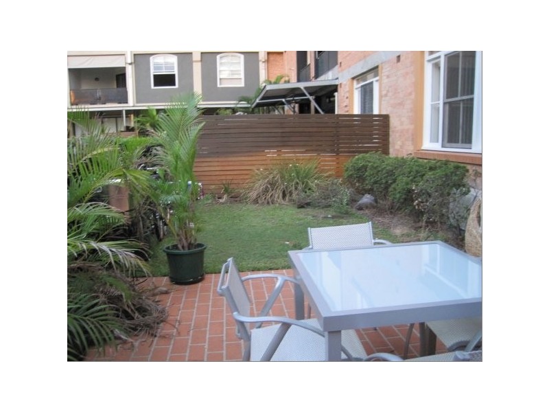 22 Florence Street, Teneriffe QLD 4005