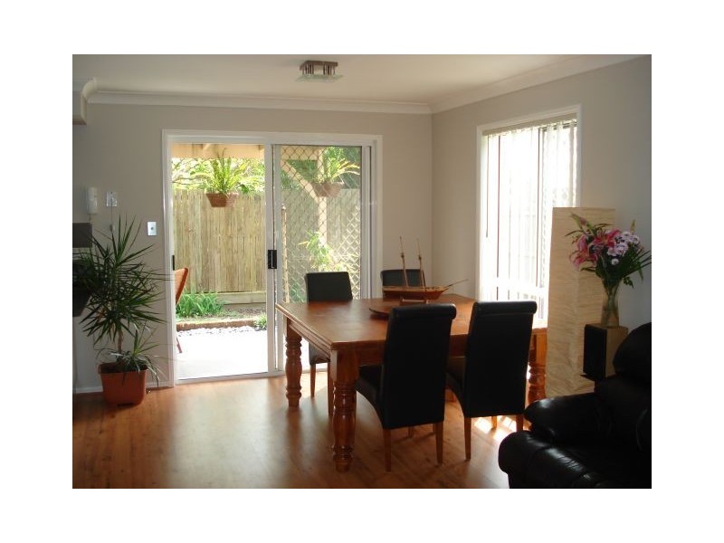 100 Bordeaux st, Eight Mile Plains QLD 4113