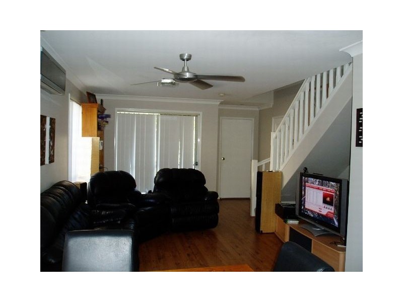 100 Bordeaux st, Eight Mile Plains QLD 4113