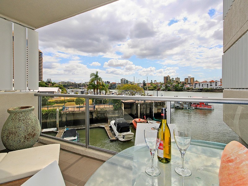 14/78 CAIRNS STREET, Kangaroo Point QLD 4169