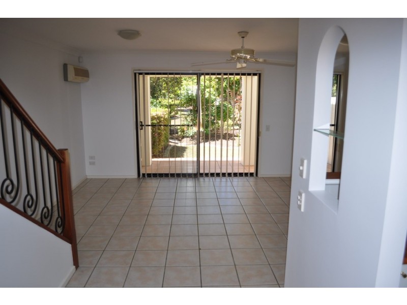 60 Caseys Rd, Hope Island QLD 4212