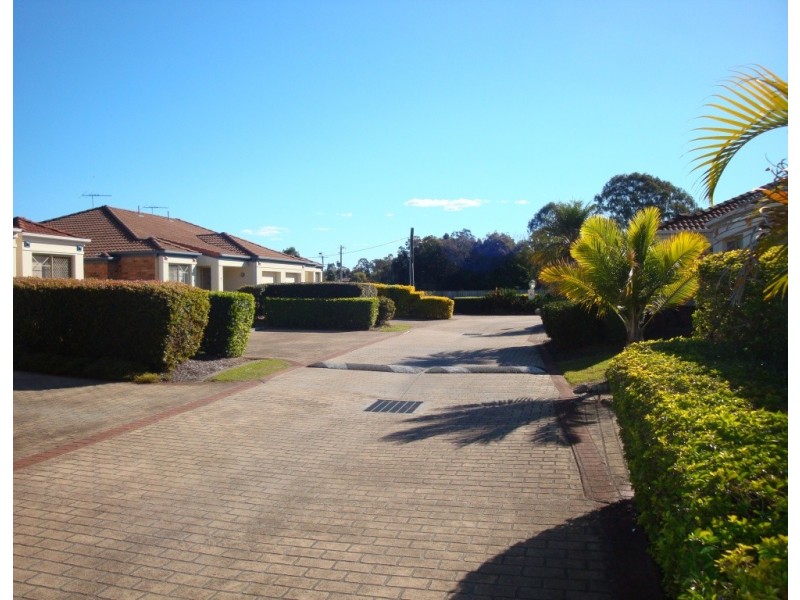 8 Manor Street, Eight Mile Plains QLD 4113