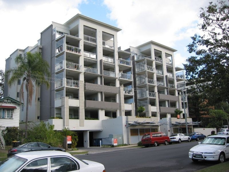 38/28 Belgrave Road, Indooroopilly QLD 4068