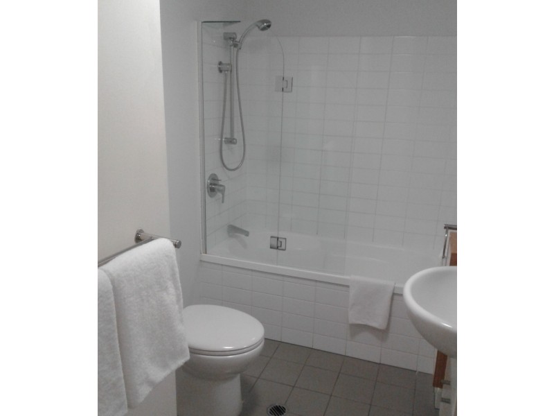 37/454 Upper Edward St, Spring Hill QLD 4000