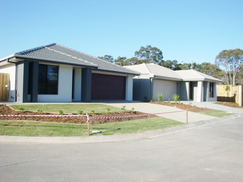 8 Macquarie Way, Browns Plains QLD 4118