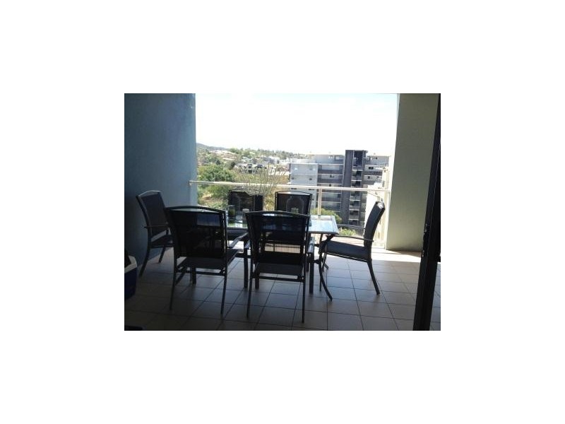 19/16 Grosvenor Rd, Indooroopilly QLD 4068