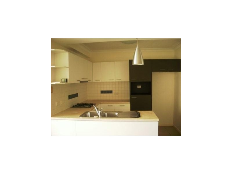 19/16 Grosvenor Rd, Indooroopilly QLD 4068