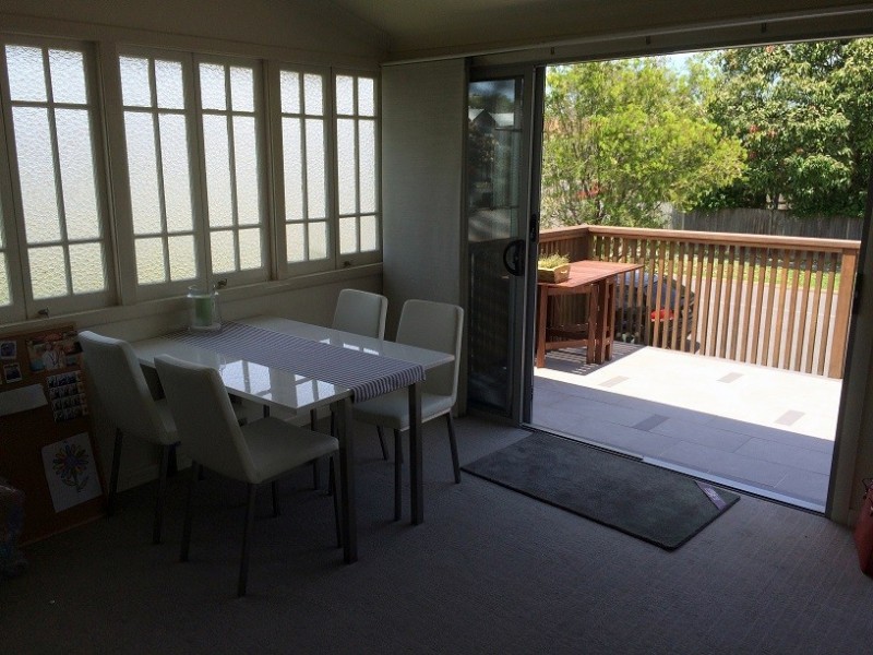 36 Winchester Street, Hamilton QLD 4007