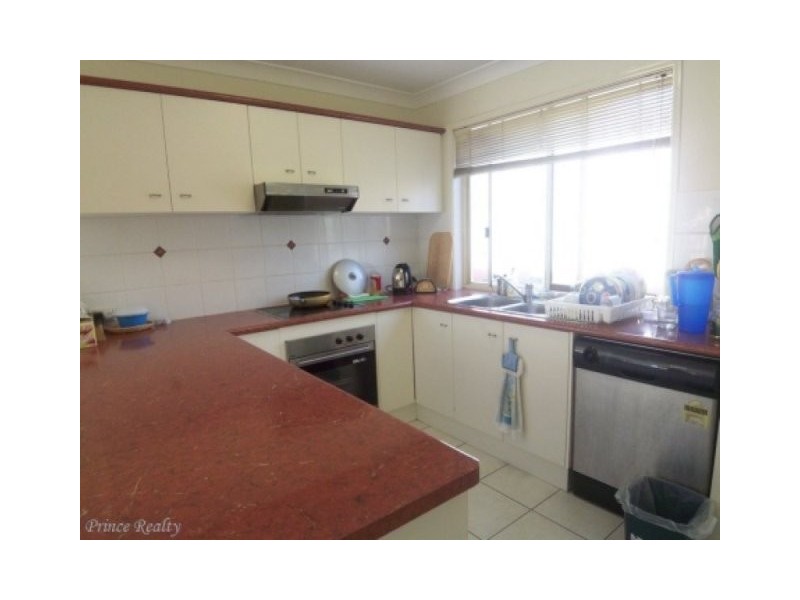 42 Homebush Crescent, Sinnamon Park QLD 4073