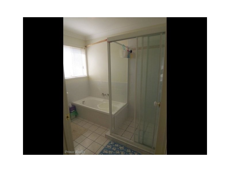 42 Homebush Crescent, Sinnamon Park QLD 4073