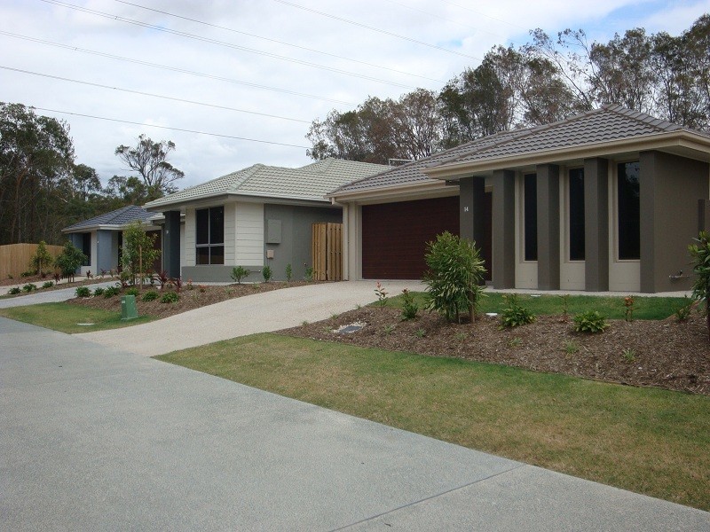 8 Macquarie Way, Browns Plains QLD 4118