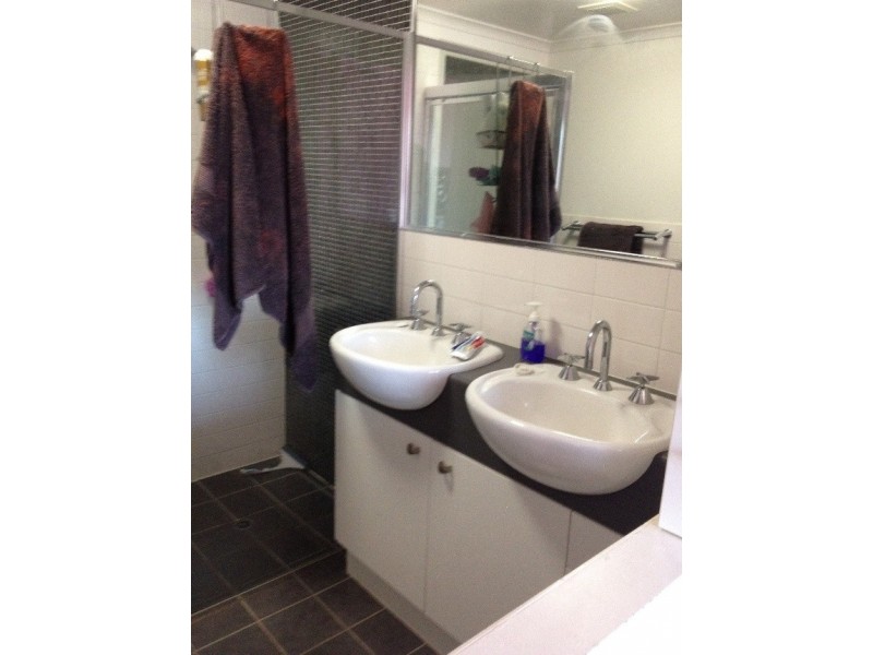 6/15 Kitchener Street, Coorparoo QLD 4151