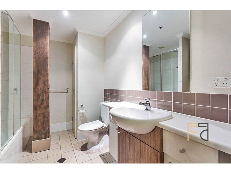 54-T Vernon Terrace, Teneriffe QLD 4005