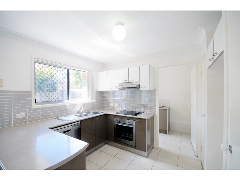B 14  / 14 Fleet  Street, Browns Plains QLD 4118