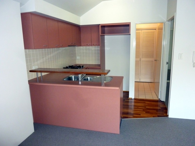 71 Birley St, Spring Hill QLD 4000