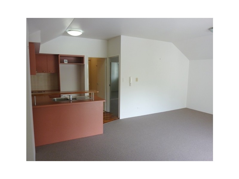 71 Birley St, Spring Hill QLD 4000