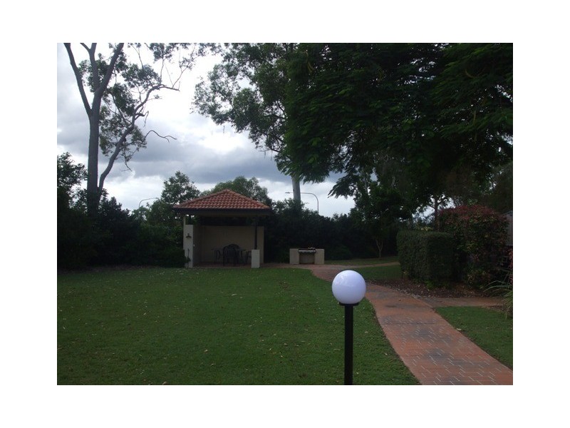 25 Buckingham Place, Eight Mile Plains QLD 4113