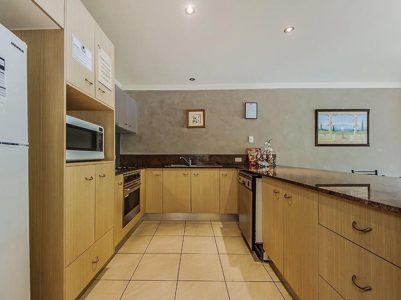 60/4 University Drive, Robina QLD 4226