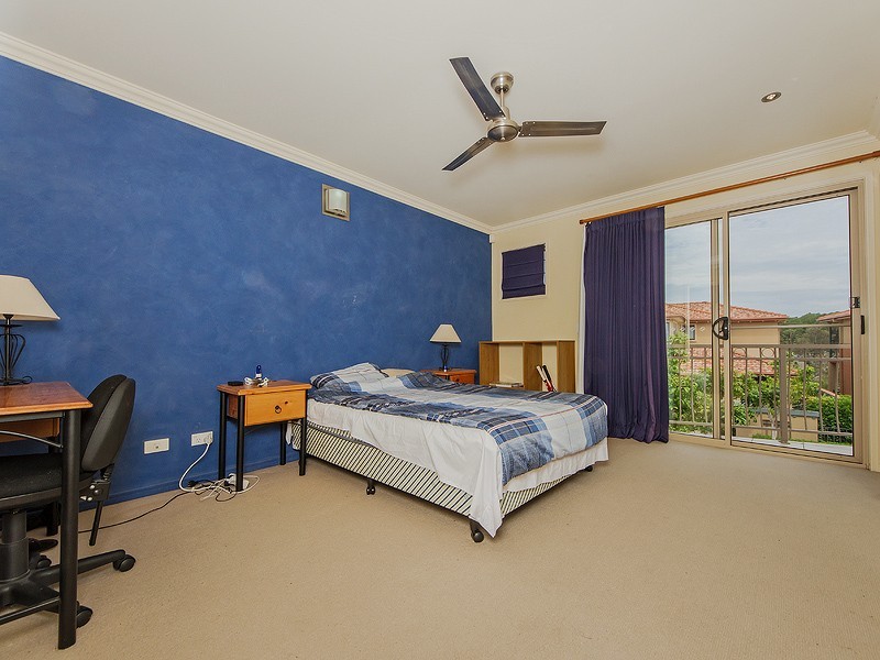 60/4 University Drive, Robina QLD 4226