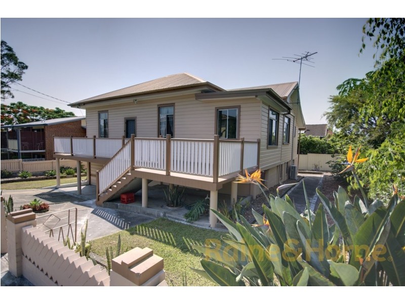 25 Woodhill Ave, Coorparoo QLD 4151