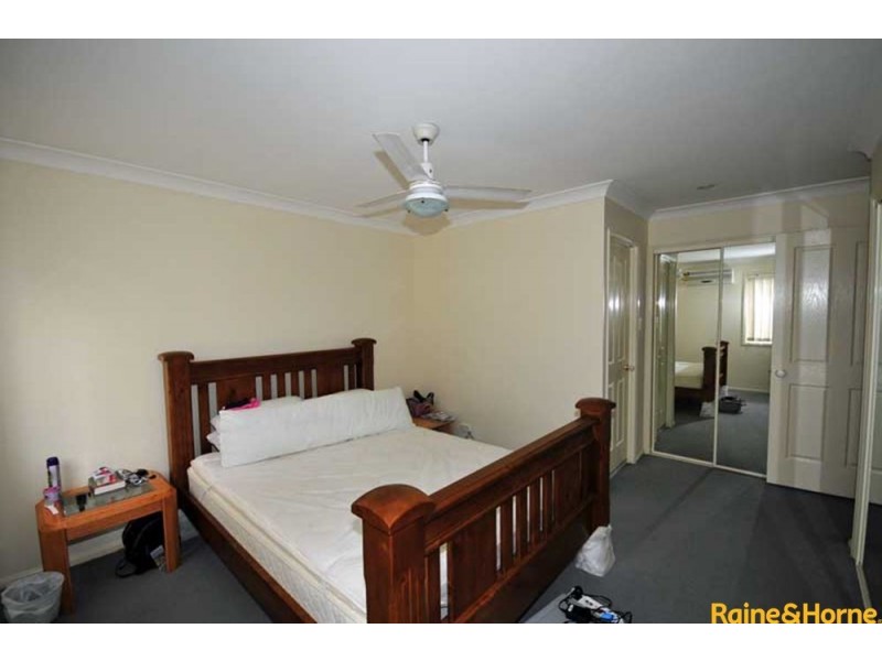 10 Chapman Place, Oxley QLD 4075