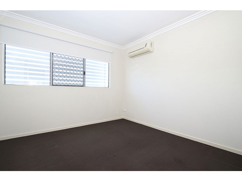 32, 219-223 Tufnell Road, Banyo QLD 4014