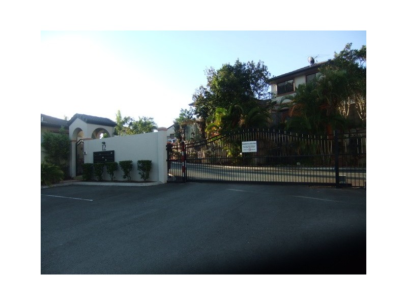 8/12 Greendale Way, Carindale QLD 4152