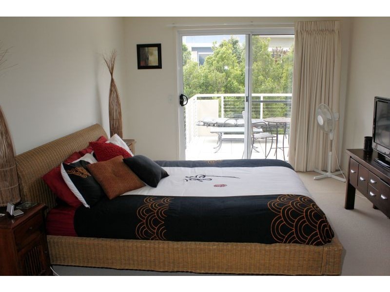 43 RIVERWALK AVENUE, Robina QLD 4226