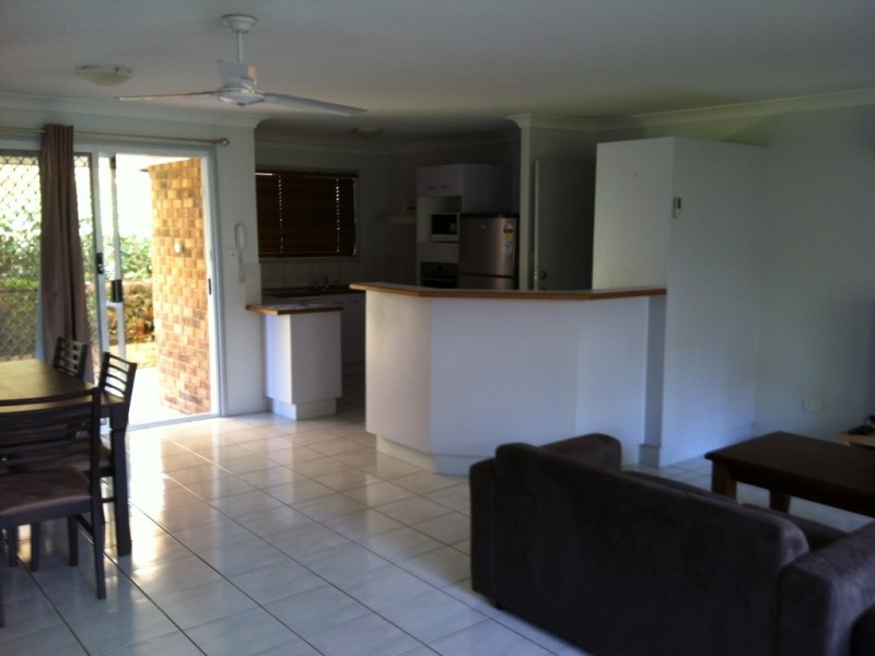 U52/97 Edmund Rice Dr, Southport QLD 4215