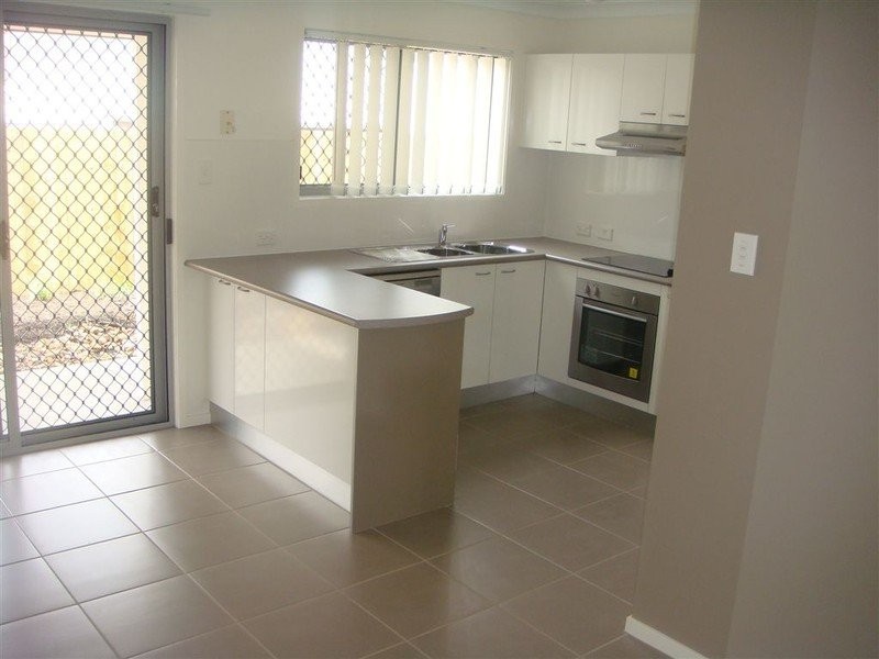 26 Petersen Rd, Morayfield QLD 4506