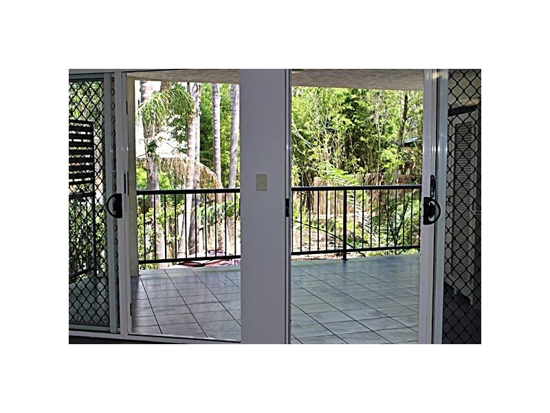 10 69 Coonan Street, Indooroopilly QLD 4068