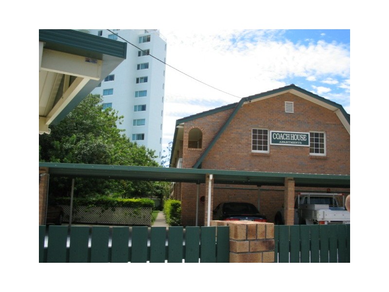 11 Frank Street, Labrador QLD 4215