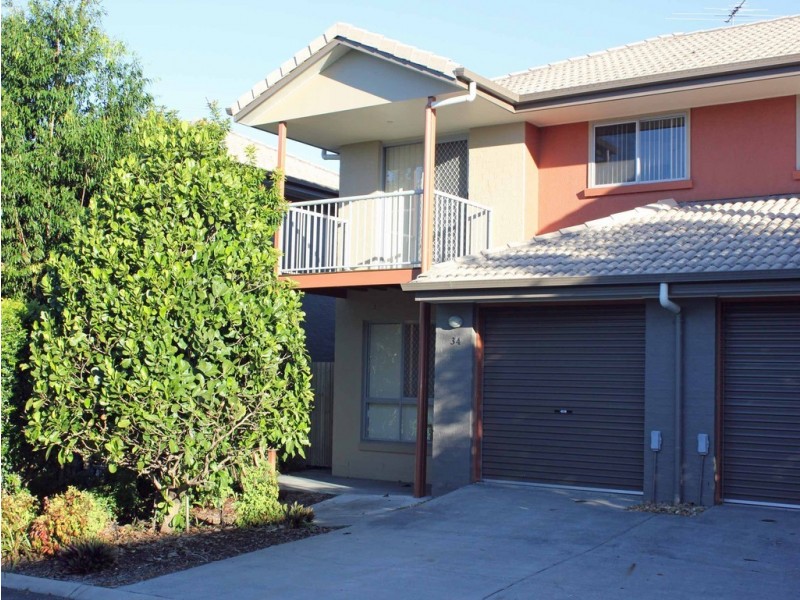 2 Meadowbrook Drive, Meadowbrook QLD 4131