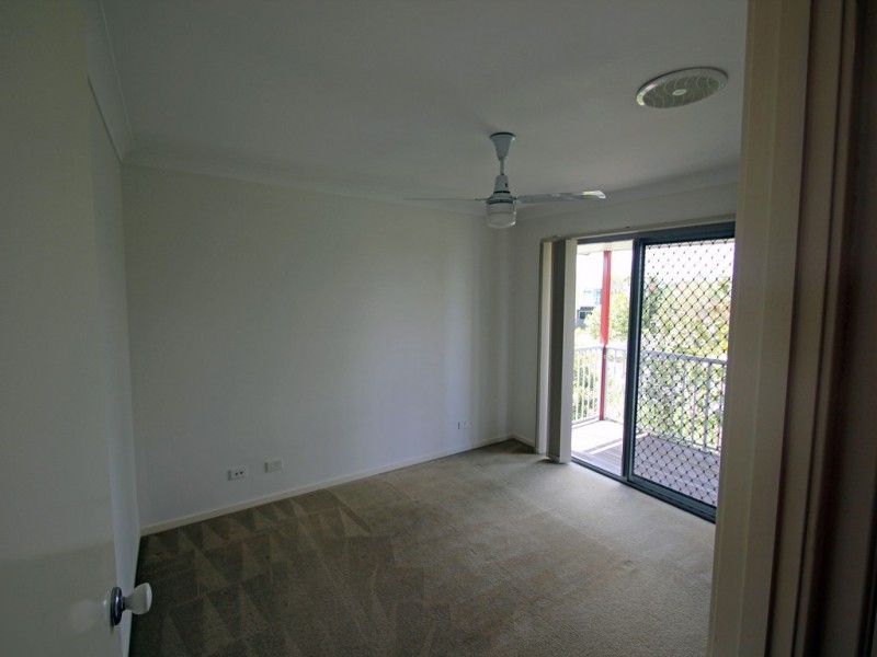 2 Meadowbrook Drive, Meadowbrook QLD 4131