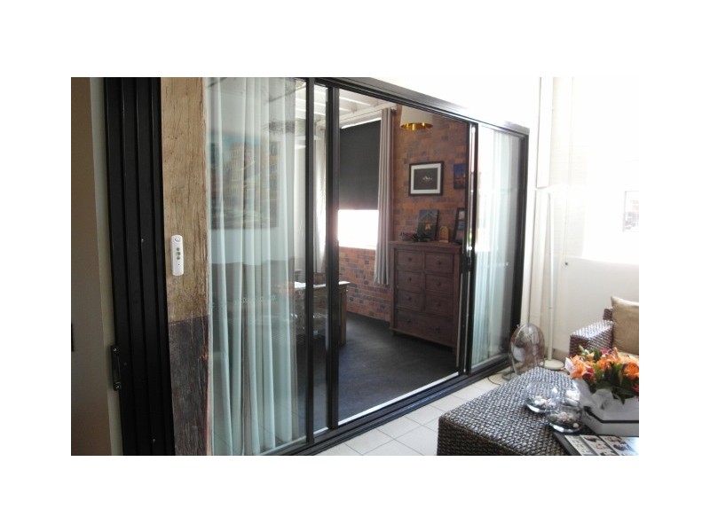 54 Vernon Tce, Teneriffe QLD 4005